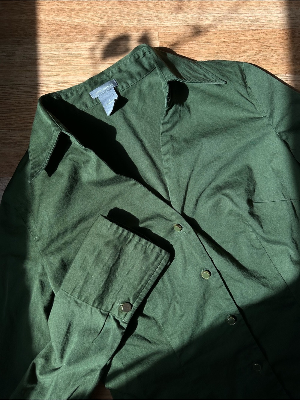 Ann Taylor Dark Green Button Down Blouse Size 4